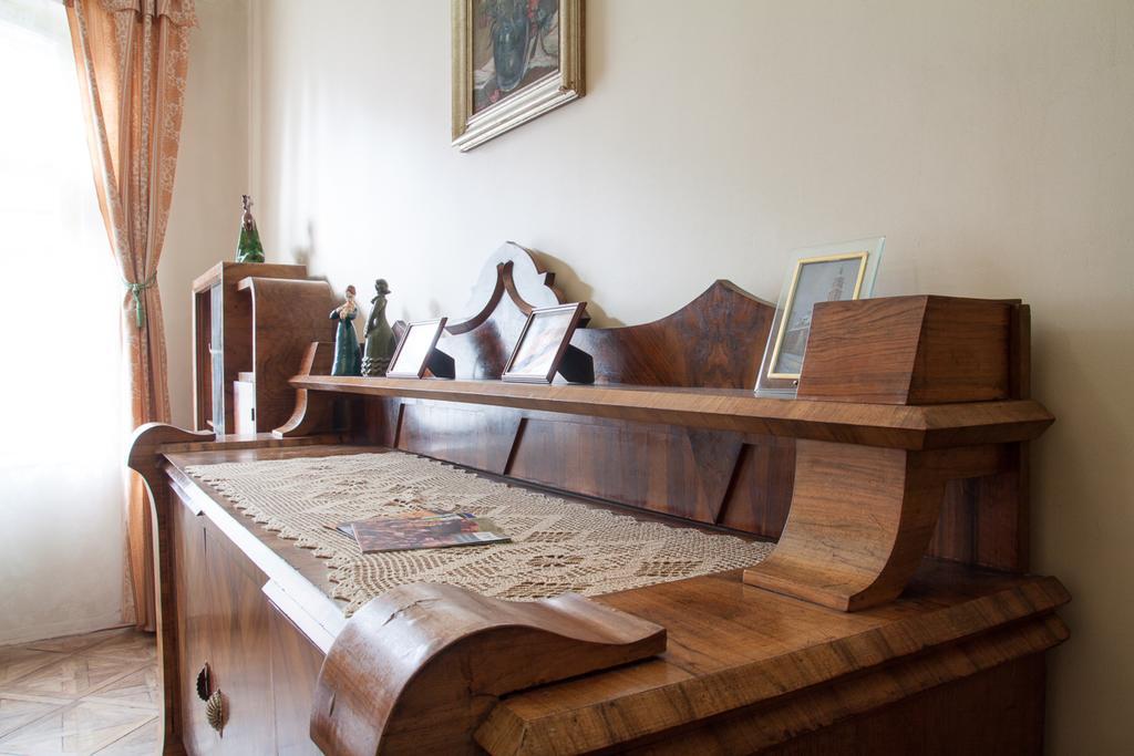 "Eva Stories" Movie Apartment On Rynok Square Lviv Luaran gambar